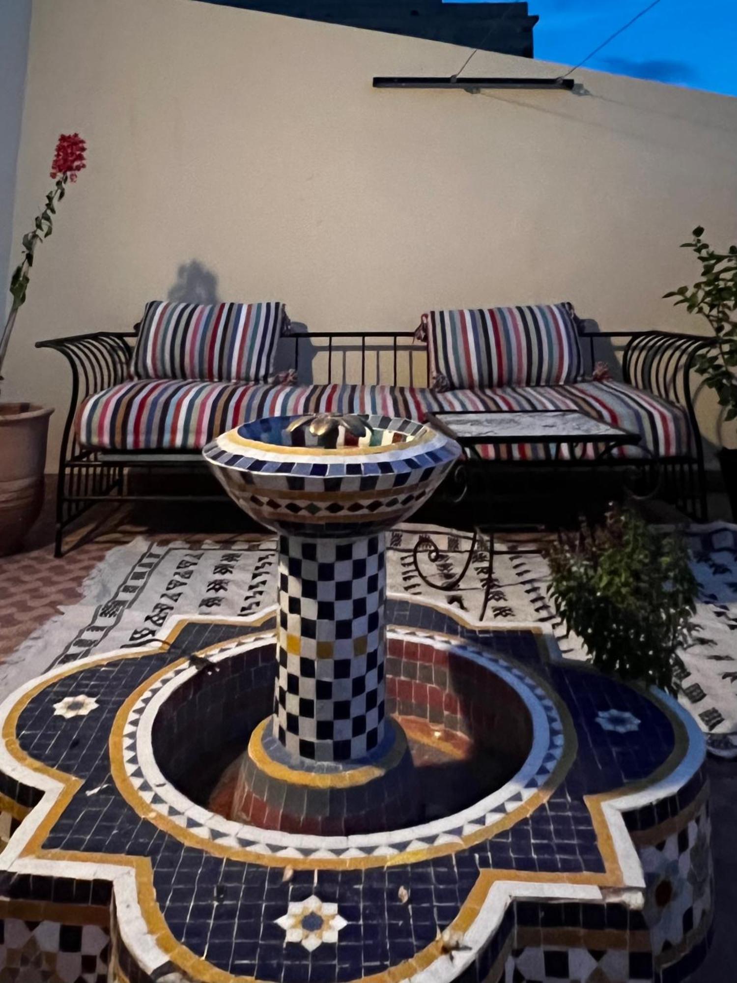Appartement Proche Aeroport, Dar Nahila Marrakesh Exterior foto