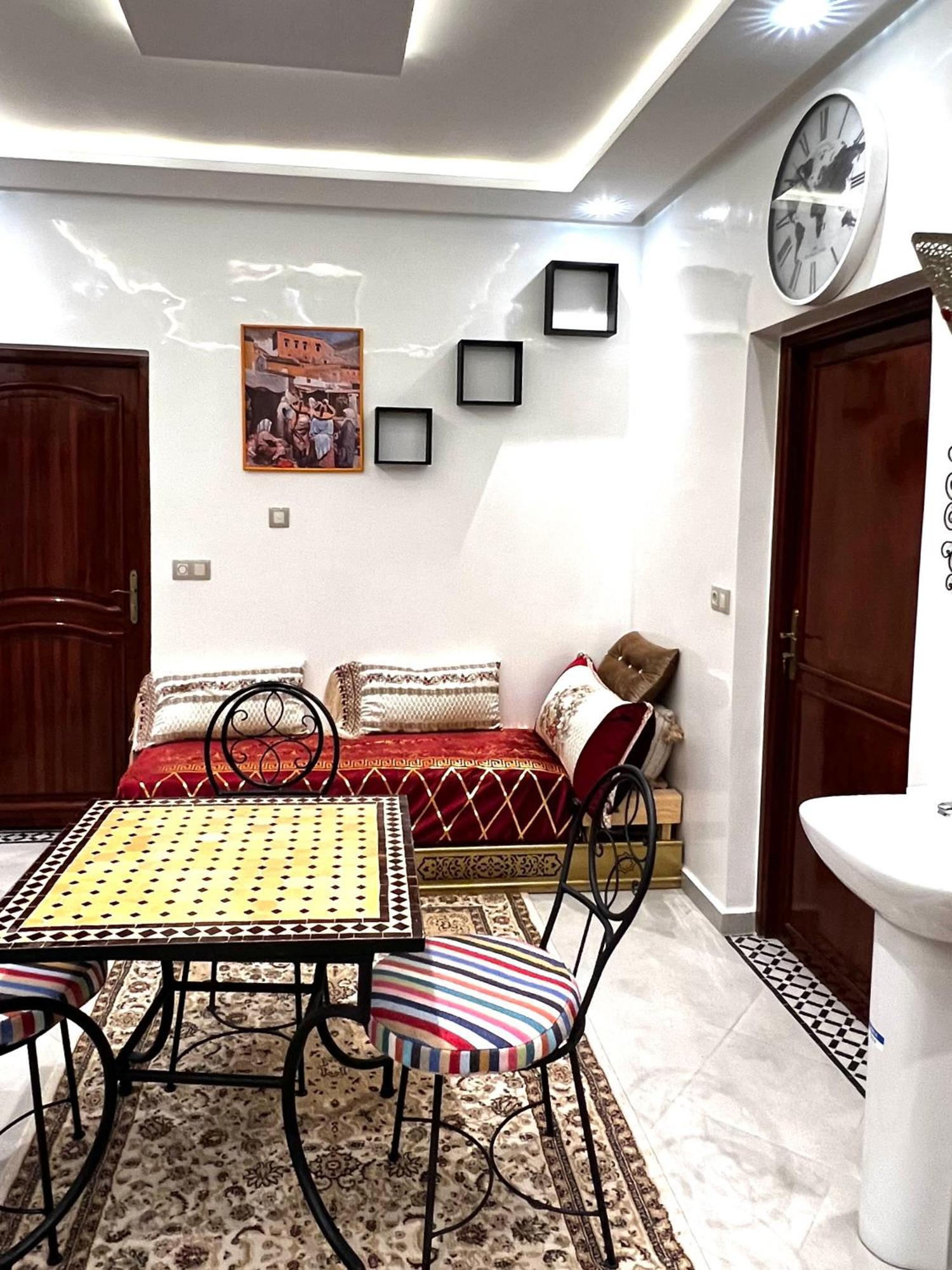 Appartement Proche Aeroport, Dar Nahila Marrakesh Exterior foto